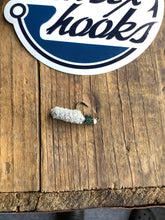 Load image into Gallery viewer, 3 Tungsten Mop Flies