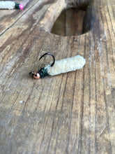 Load image into Gallery viewer, 3 Tungsten Mop Flies