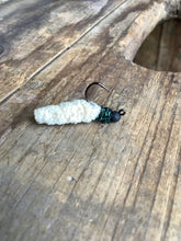 Load image into Gallery viewer, 3 Tungsten Mop Flies