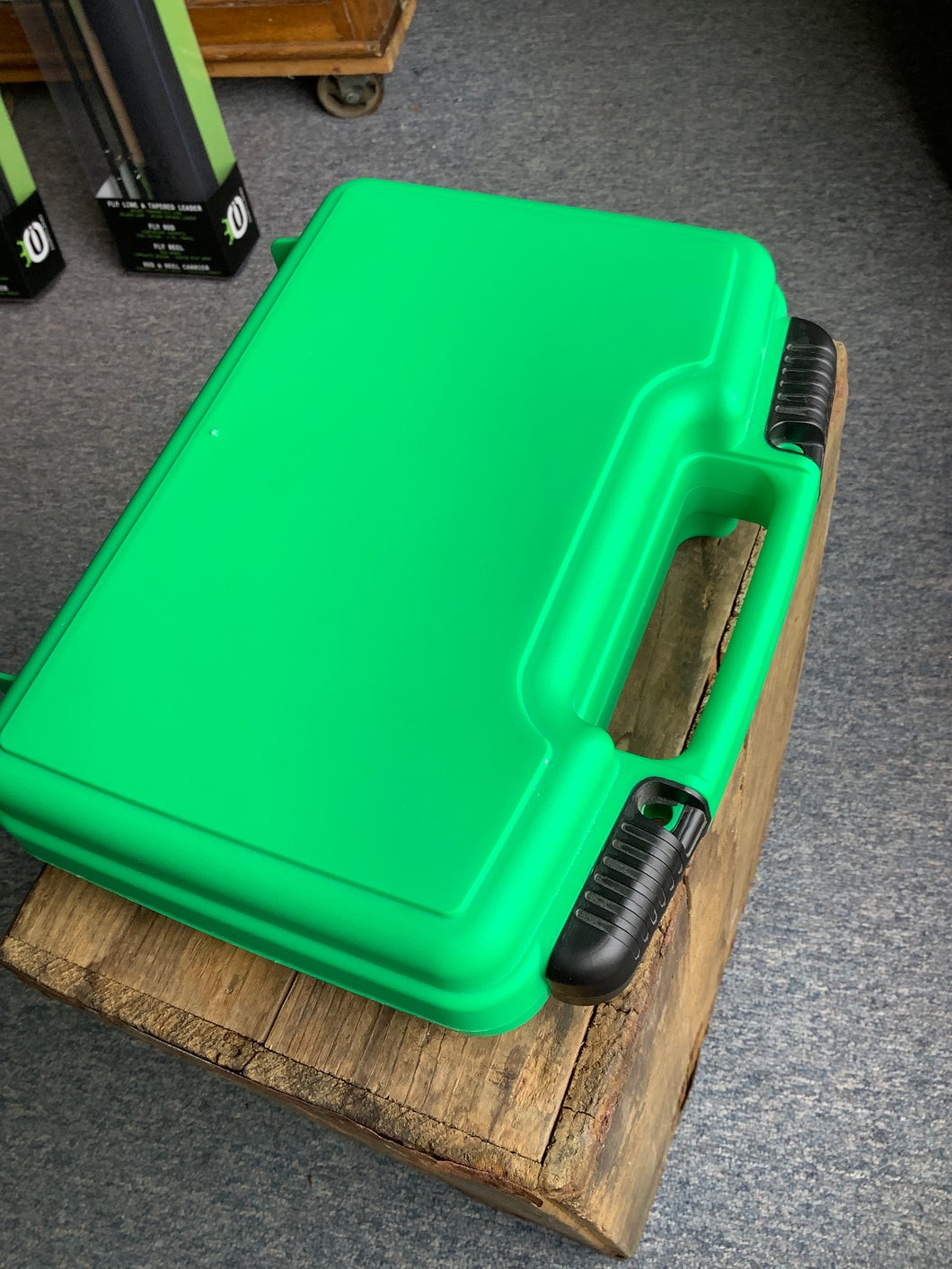 The Bright Green Streamer Box