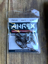 Load image into Gallery viewer, Ahrex FW540 Curved Nymph Hook
