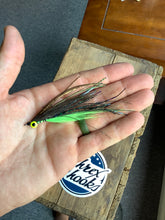 Load image into Gallery viewer, Flash Tail Clouser Minnow
